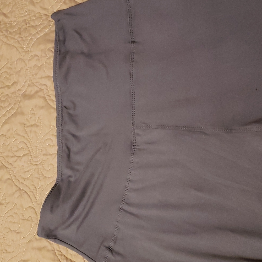Clothing - Picture 3 of 3